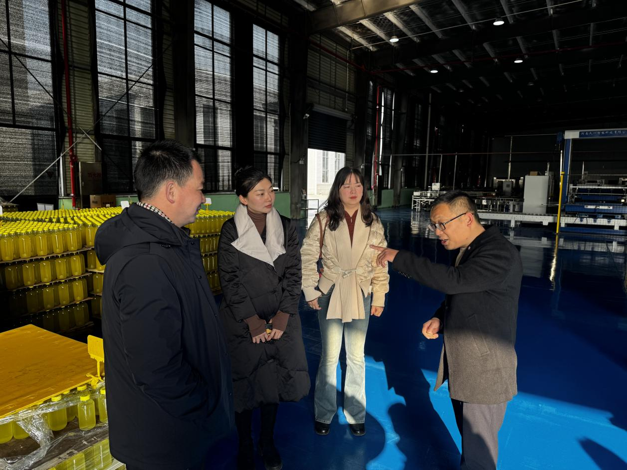 文旅集团党委委员、副总司理涂正付赴明光考察意向相助企业